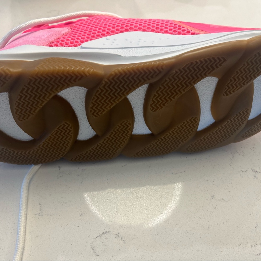 Versace Chain Reaction Sneaker
Neoprene Hot Pink Size 41 - Picture 10 of 10